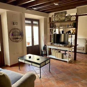 https://apt-sleep-in-historic-puerta-elvira.es-andalucia.com
