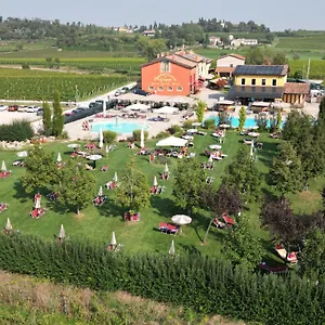 Dei Grippi Séjour à la ferme Sona